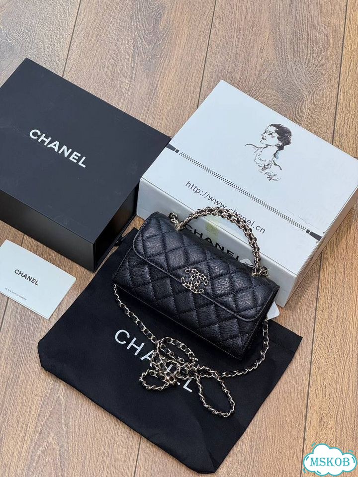 Chanel мини-сумка натуральная кожа 19x11 см фото 3