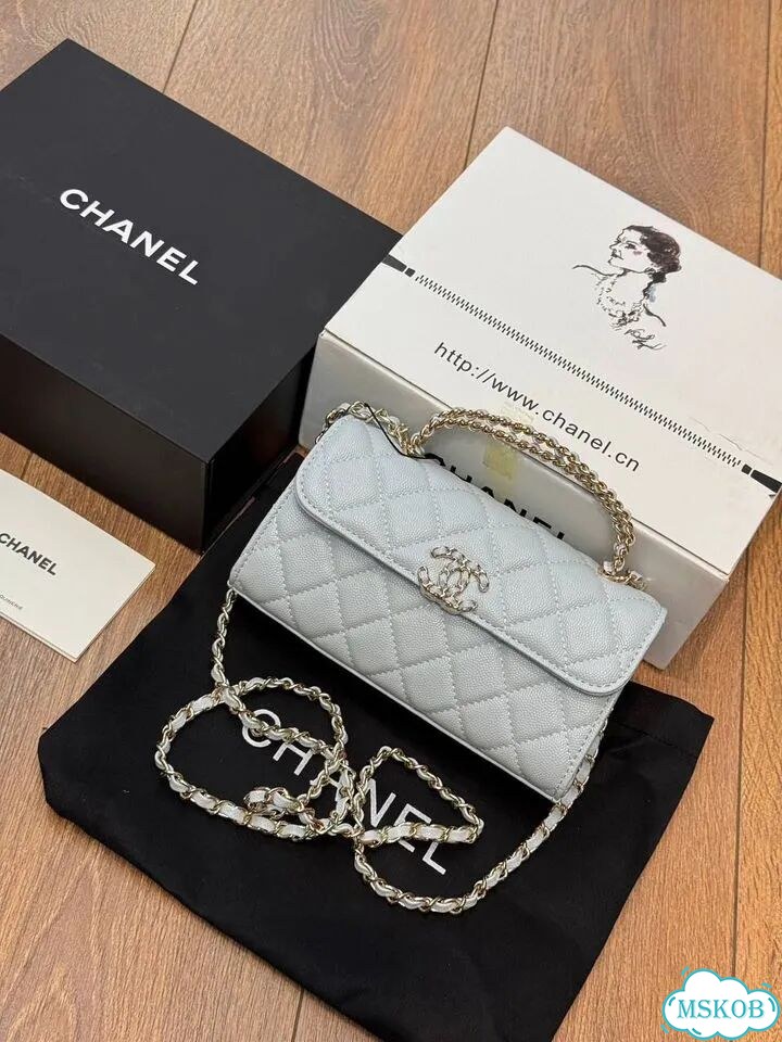 Chanel мини-сумка натуральная кожа 19x11 см фото 5