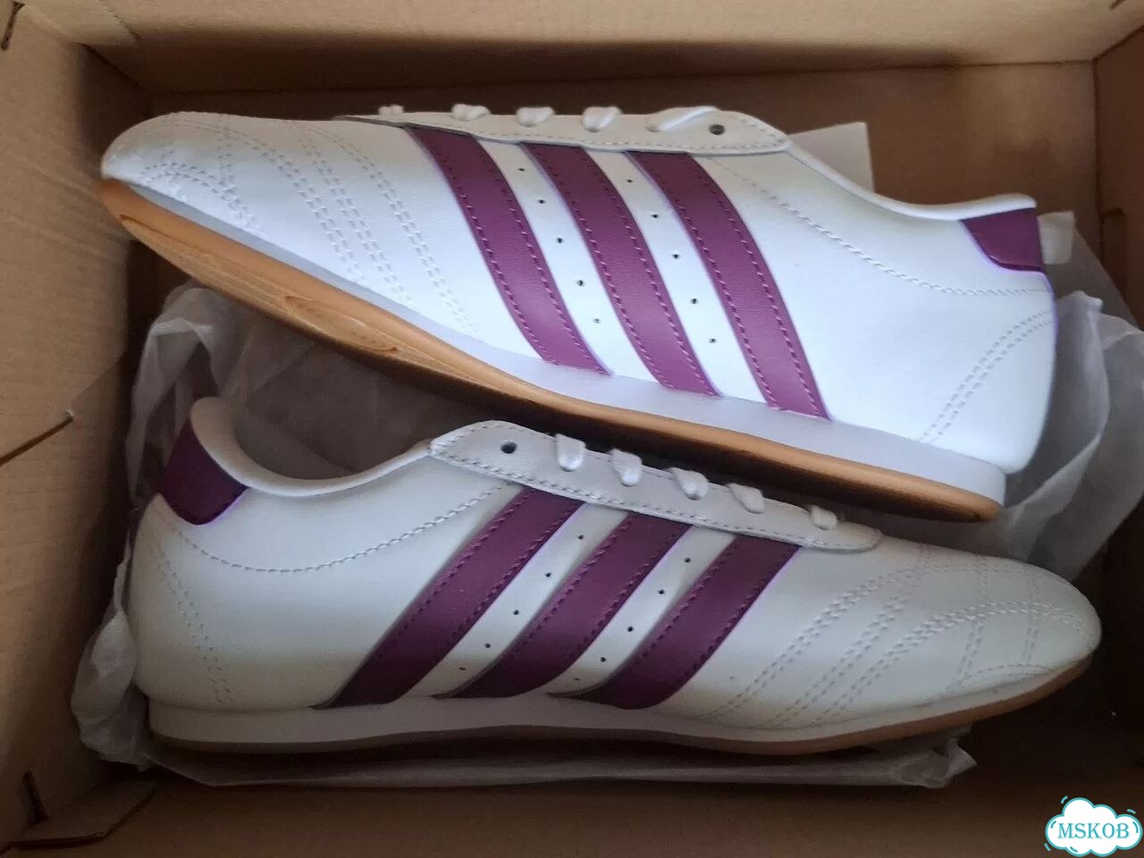 Кроссовки Adidas новые фото 1