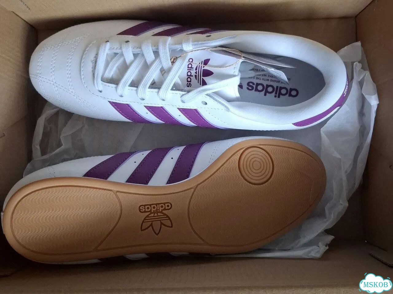 Кроссовки Adidas новые фото 3