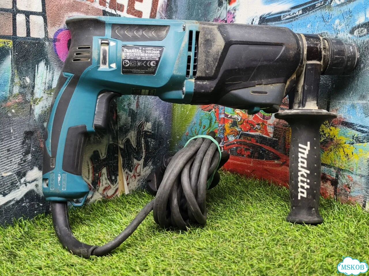 Makita HR2600 фото 1