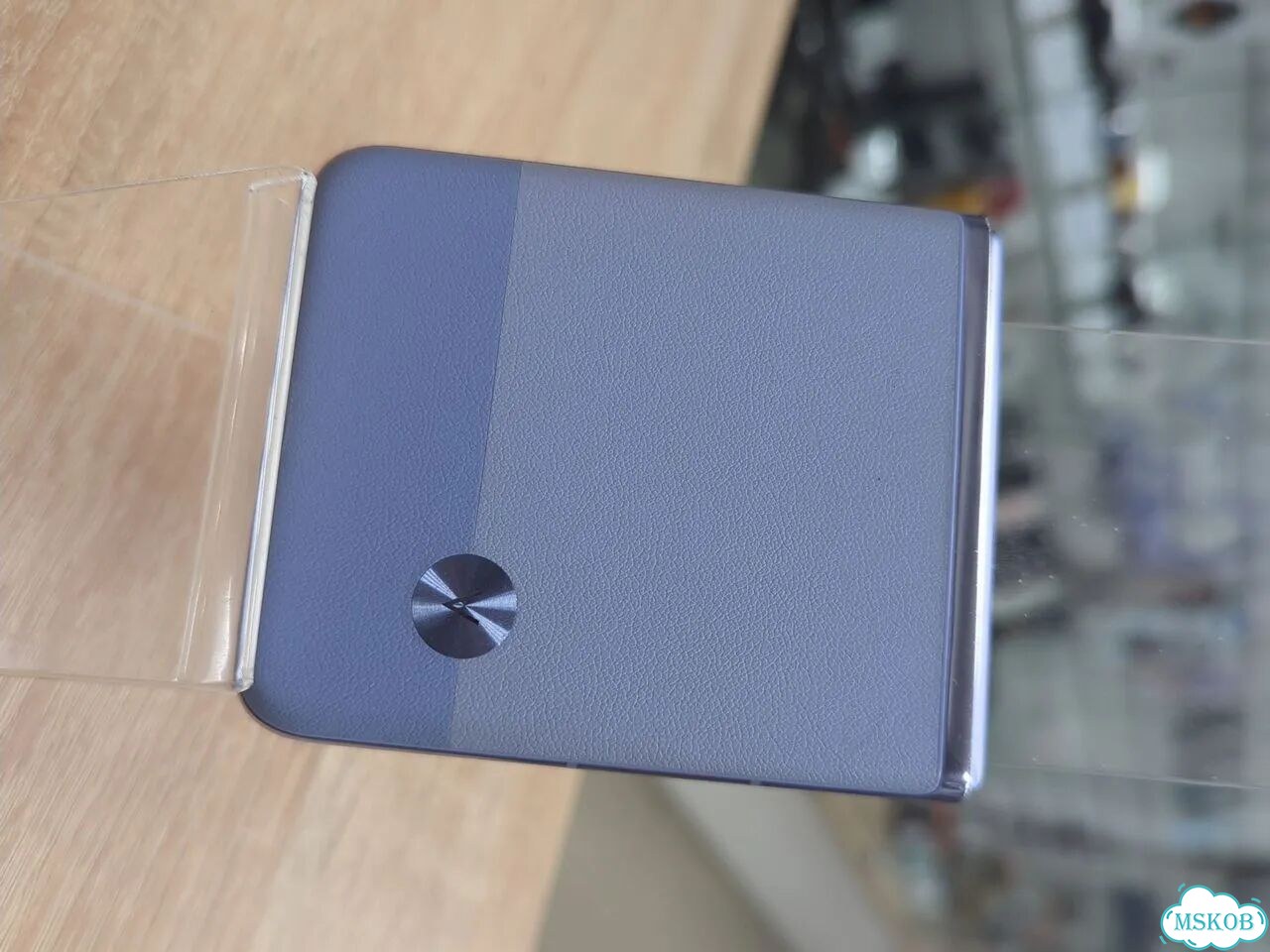 TECNO Phantom V Flip, 8/256 ГБ, 2 SIM фото 4