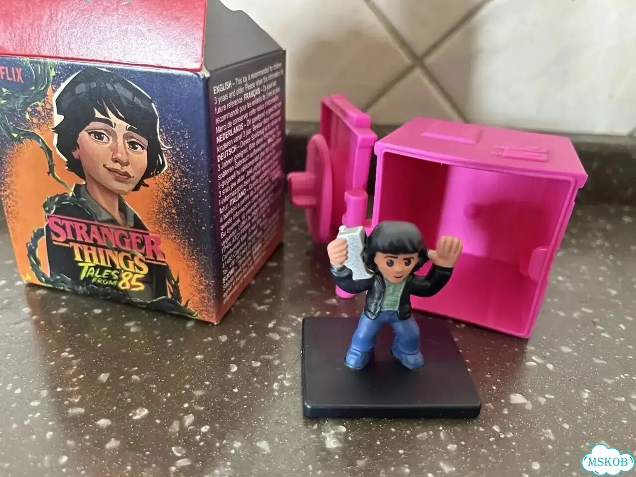 Игрушки Stranger Things фото 1