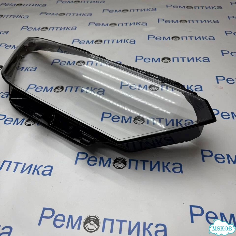 Стекло правой фары Volkswagen Passat B8 15-20 LED фото 3