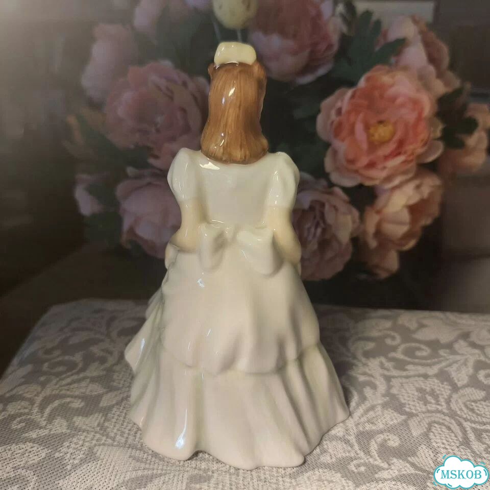 Фарфоровая статуэтка Royal Doulton Kerry фото 2