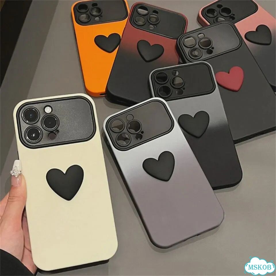 Серый чехол для iPhone 14Plus с сердцем фото 2
