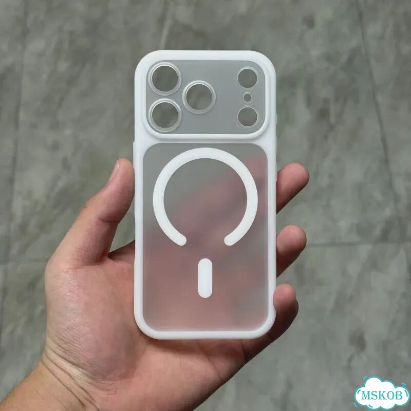 Белый чехол для iPhone 17 Pro Max с MagSafe фото 1