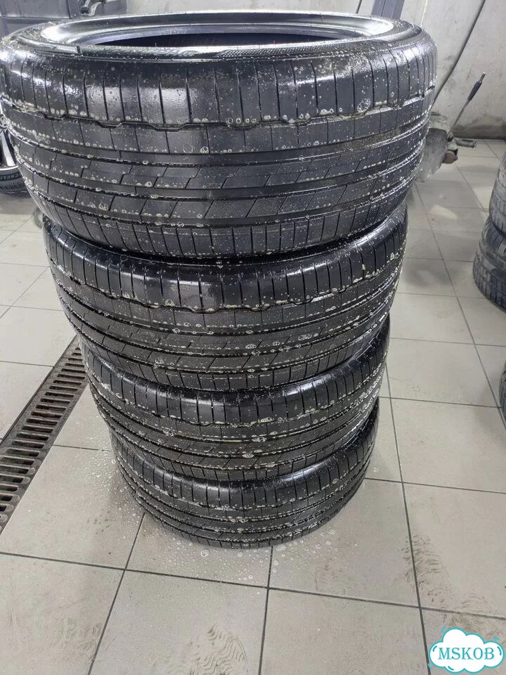 Hankook Ventus S1 Evo 3 K127 235/45 R18 фото 1