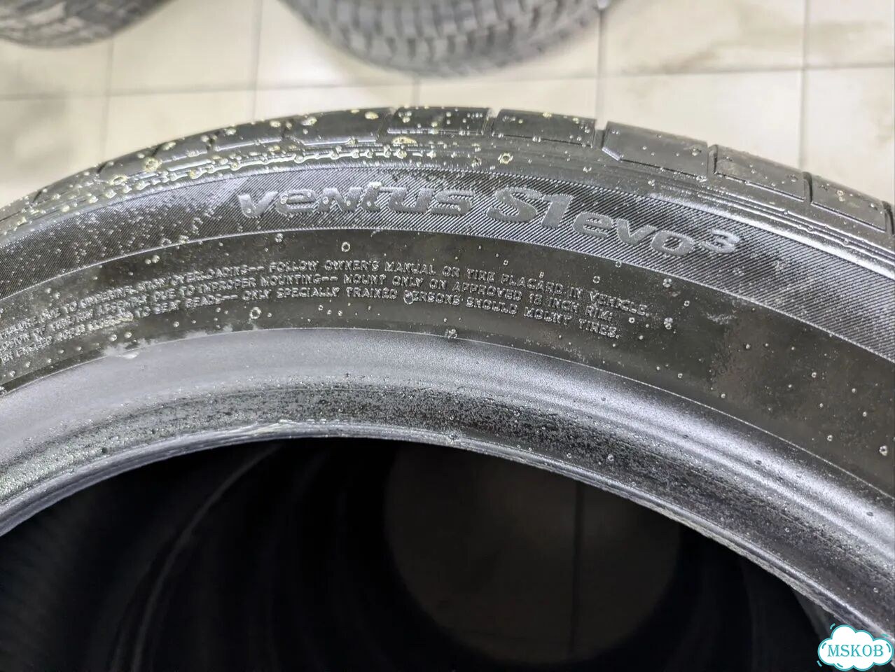 Hankook Ventus S1 Evo 3 K127 235/45 R18 фото 3