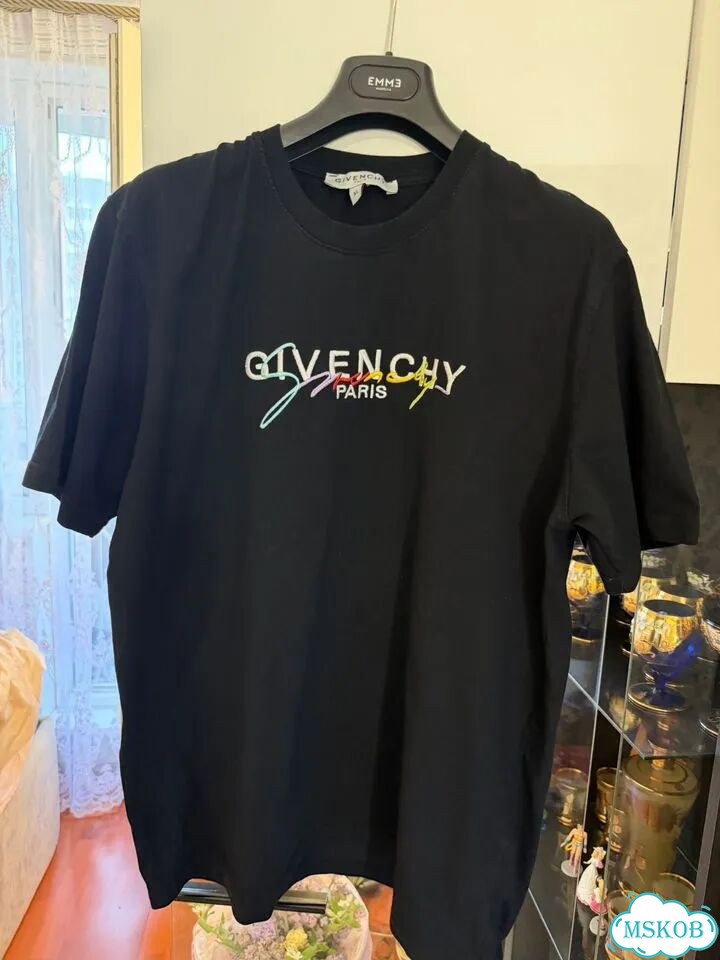 Футболка givenchy женская фото 3