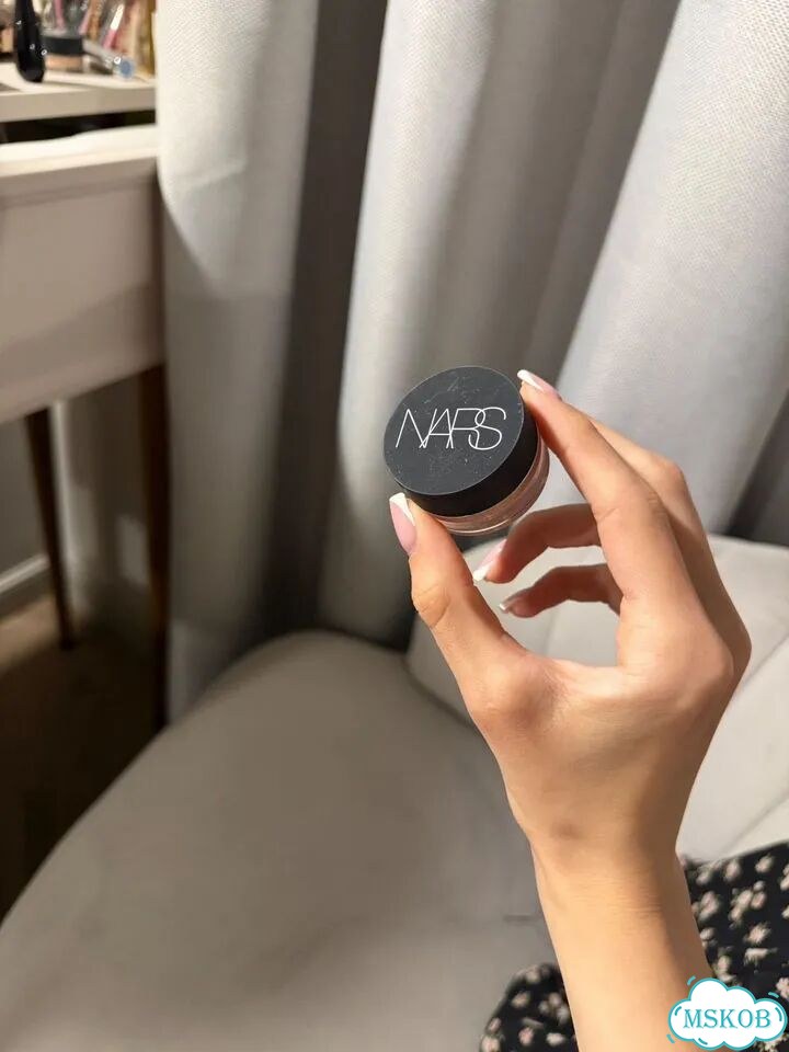 Матовый корректор Nars фото 1