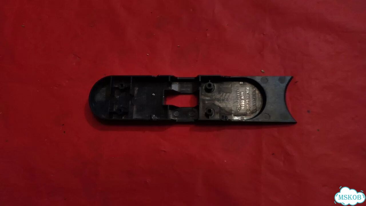 Пластиковая накладка на складник ninebot es2 фото 1