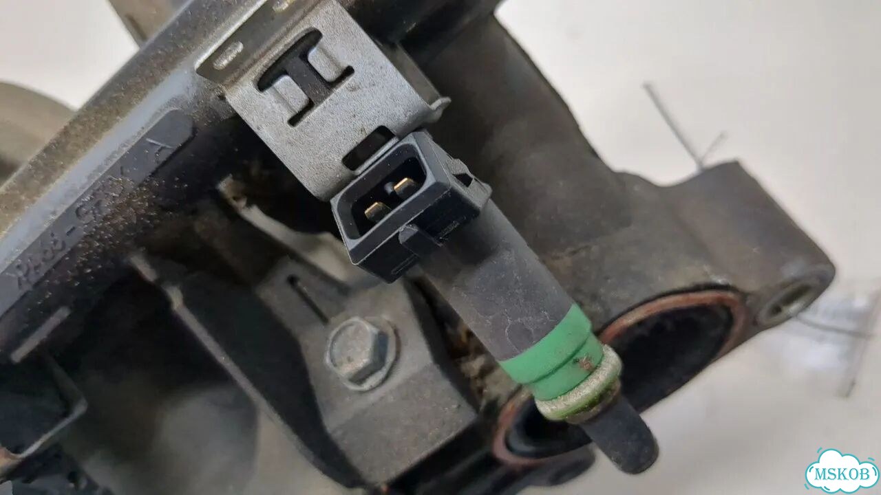 Коллектор впускной Ford Focus 2 фото 4