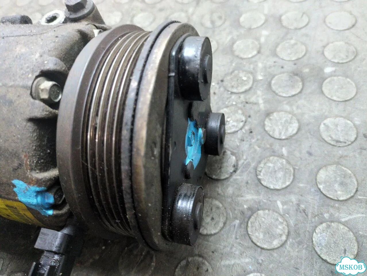Компрессор кондиционера Ford Focus 2 фото 3
