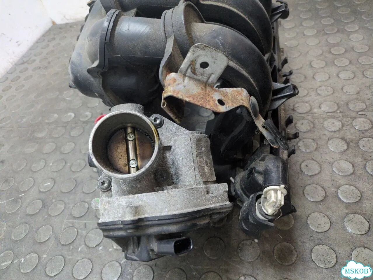 Коллектор впускной Ford Focus 2 фото 3
