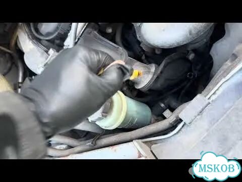 Компрессор кондиционера Ford C-Max фото 2