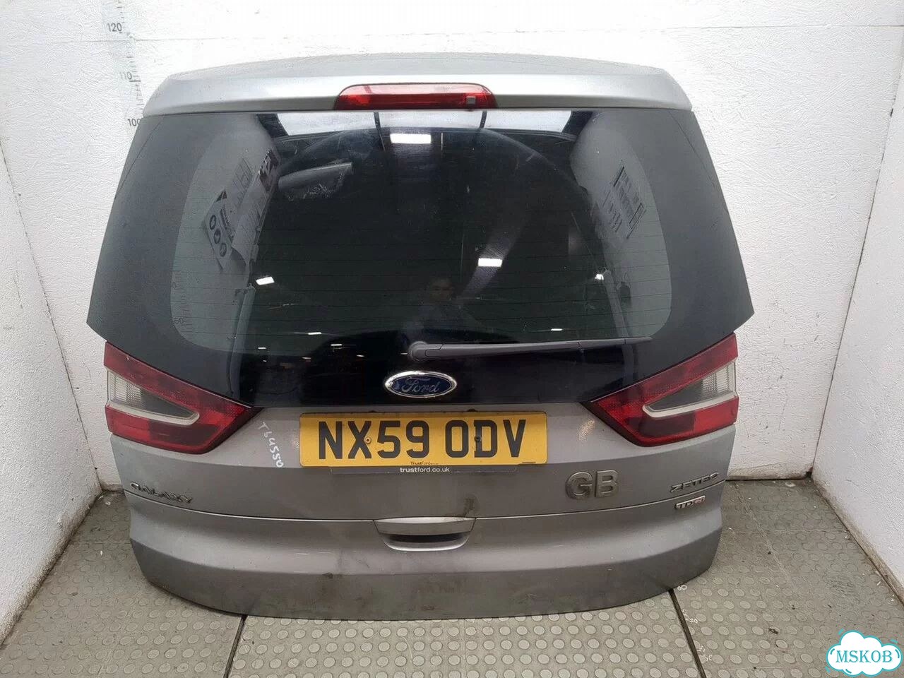 Крышка багажника Ford Galaxy фото 1