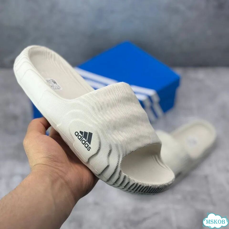 Мужские тапки adidas фото 5
