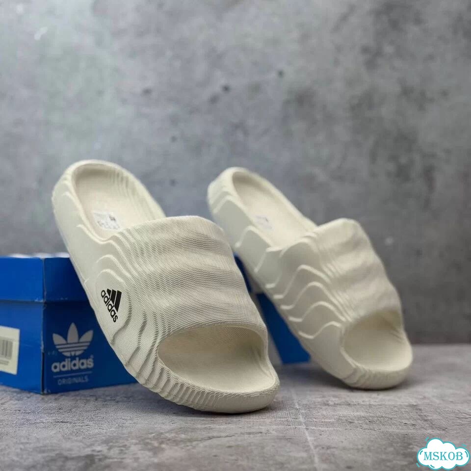 Мужские тапки adidas фото 6