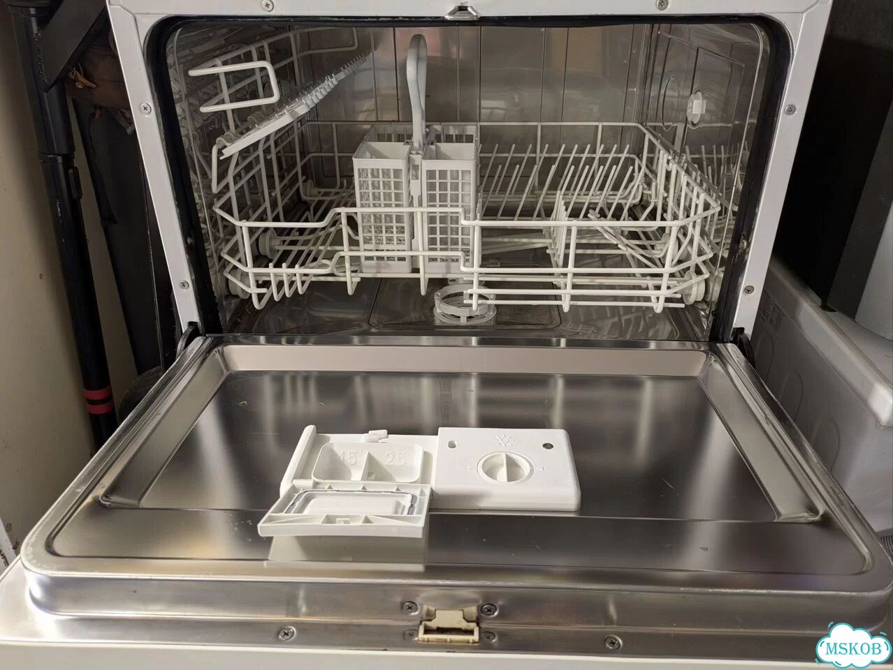 Компактная пoсудoмоечная машина Electrolux фото 3