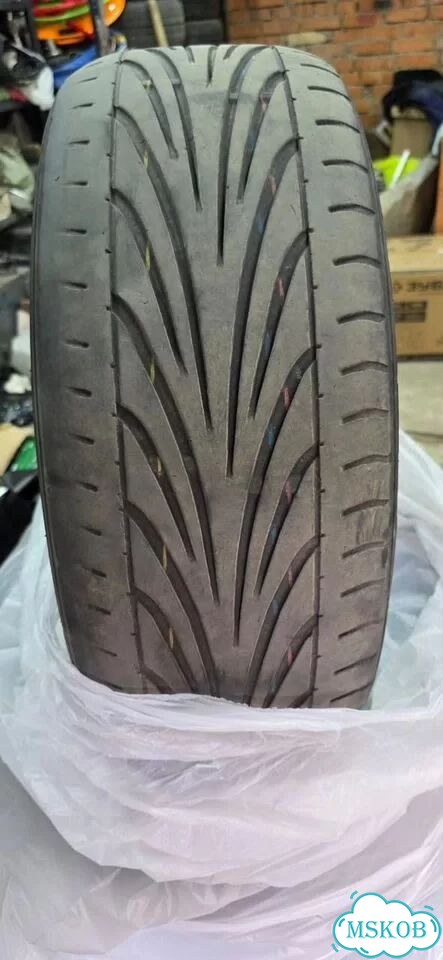 Toyo Proxes T1-R 225/55 R17 97Y фото 1