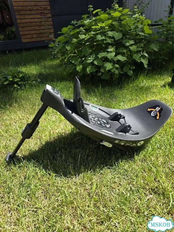 Cybex cloud Z I-size база izofix фото 1