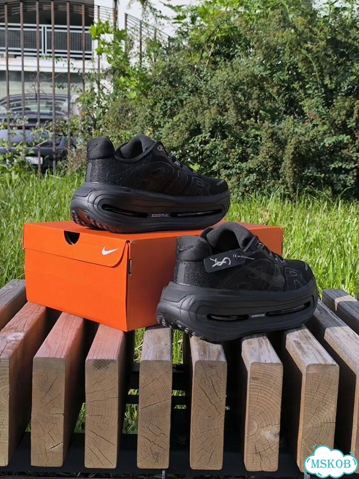 Кроссовки беговые Nike Vomero Premium мужские фото 10