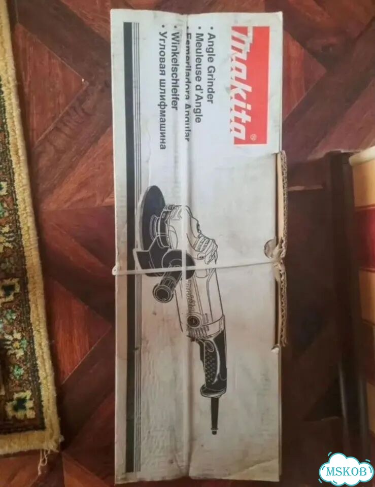 Ушм болгарка makita ga 9050 фото 2