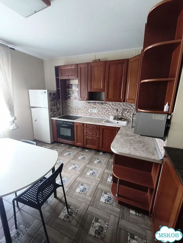2-к. квартира, 65 м², 7/12 эт. фото 3