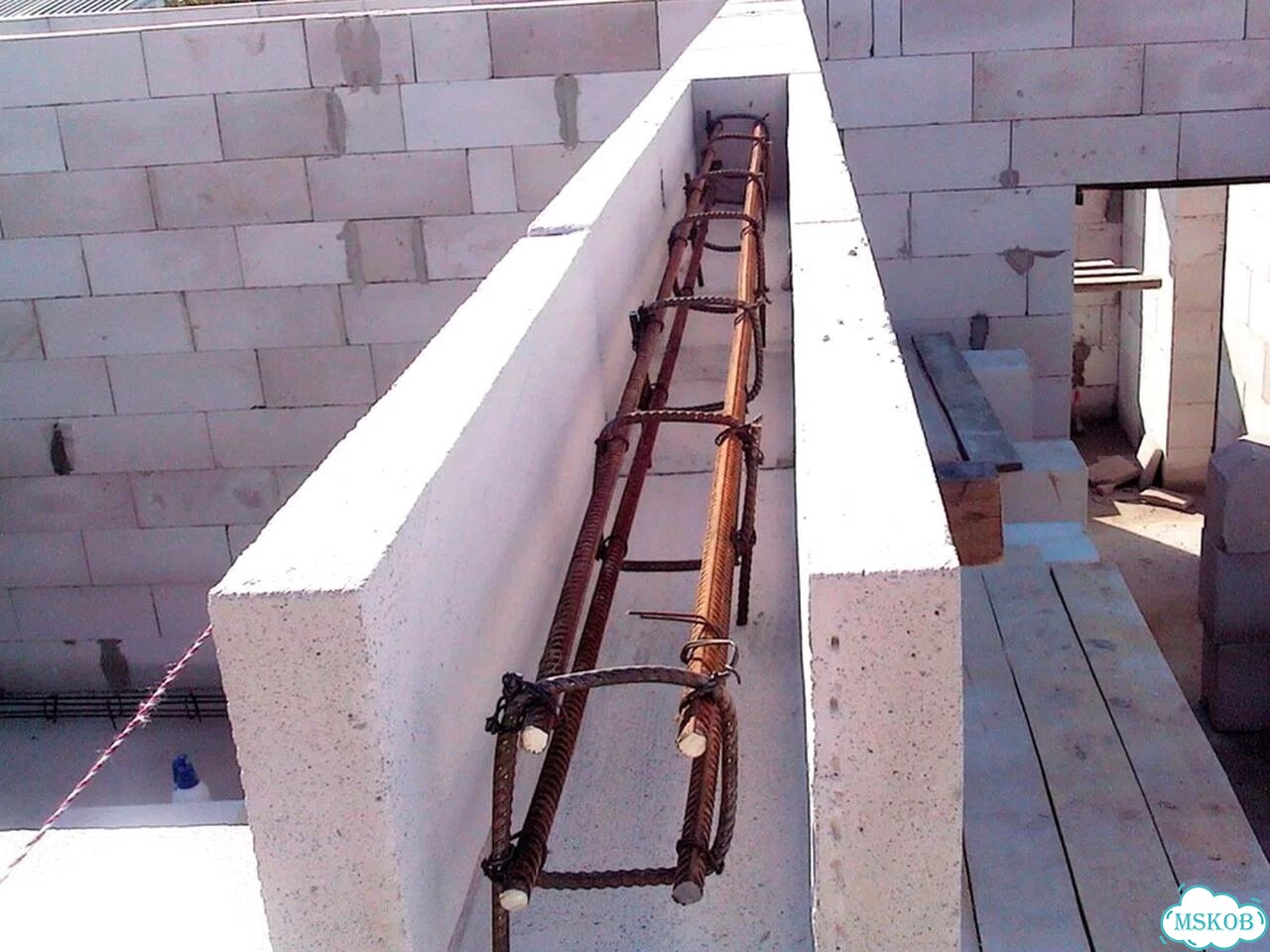 Газобетоный U блок фото 3