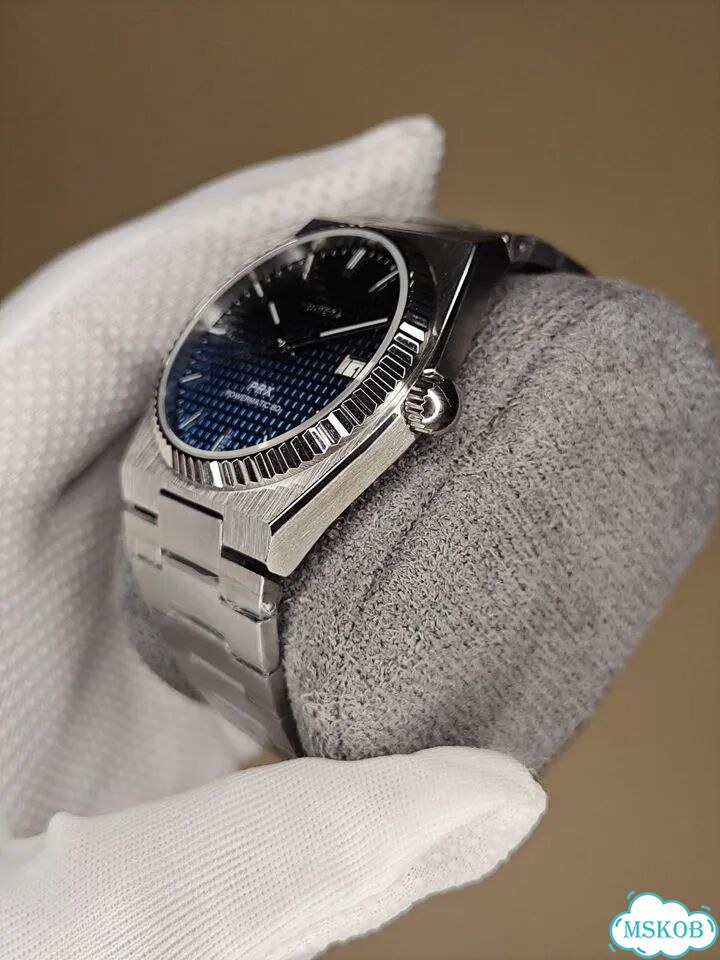 Seiko PRX Black& Blue Gradient фото 6