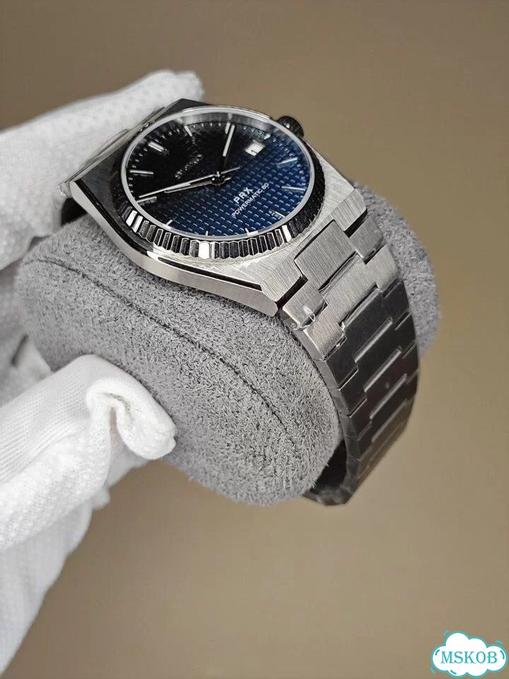 Seiko PRX Black& Blue Gradient фото 8