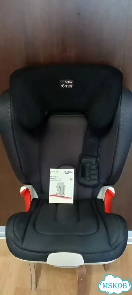 Автомобильное кресло britax romer kidfix 15 36 кг фото 1