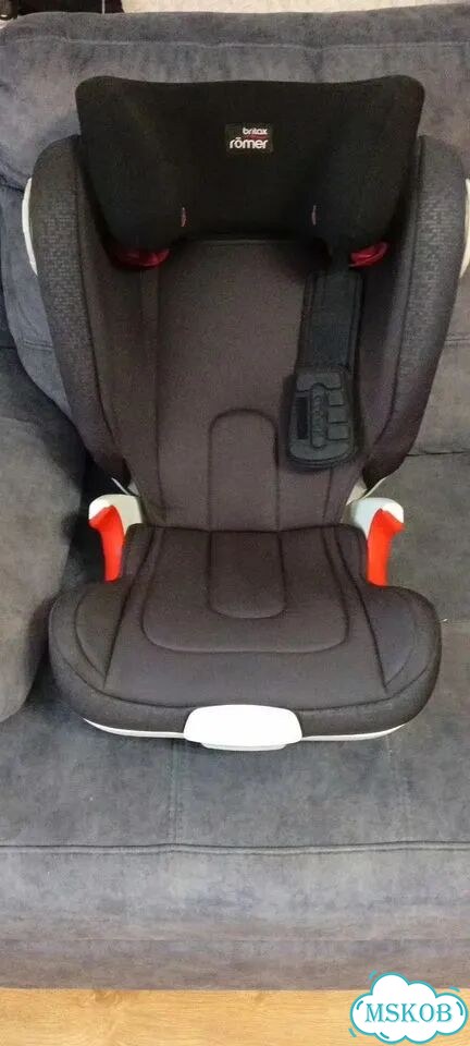 Автомобильное кресло britax romer kidfix 15 36 кг фото 6