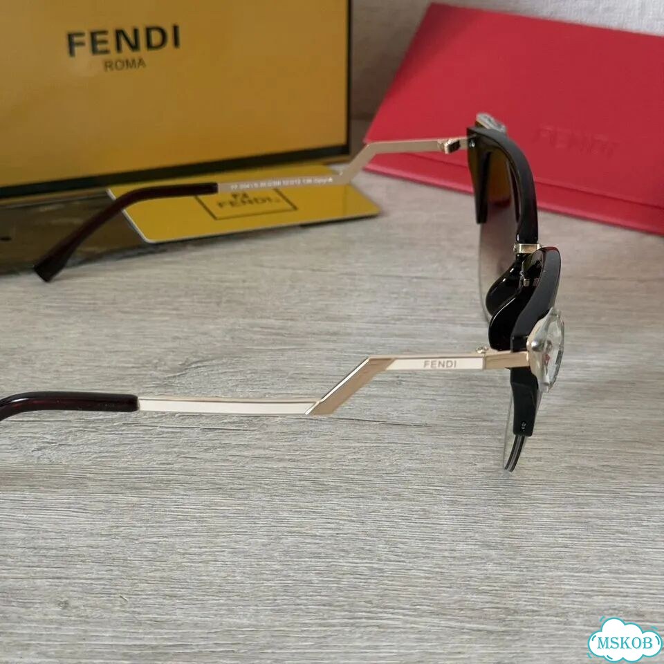 Солнцезащитные очки fendi новые фенди фото 9