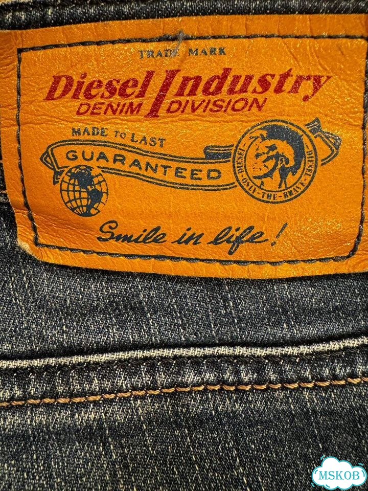 Мужские джинсы diesel фото 8