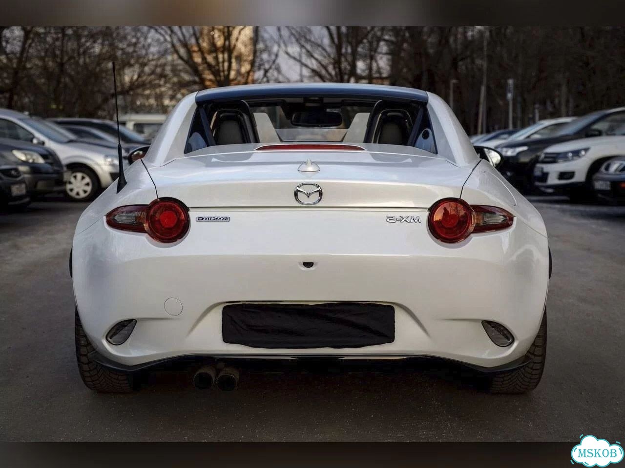 Кабриолет Mazda MX-5 Miata для поездок и съемок фото 8