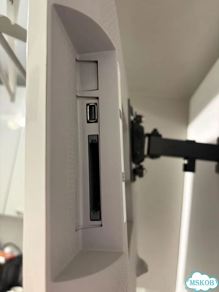 Телевизор samsung фото 1