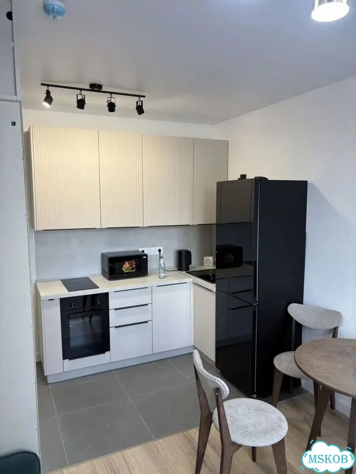 Квартира-студия, 22 м², 25/32 эт. фото 2