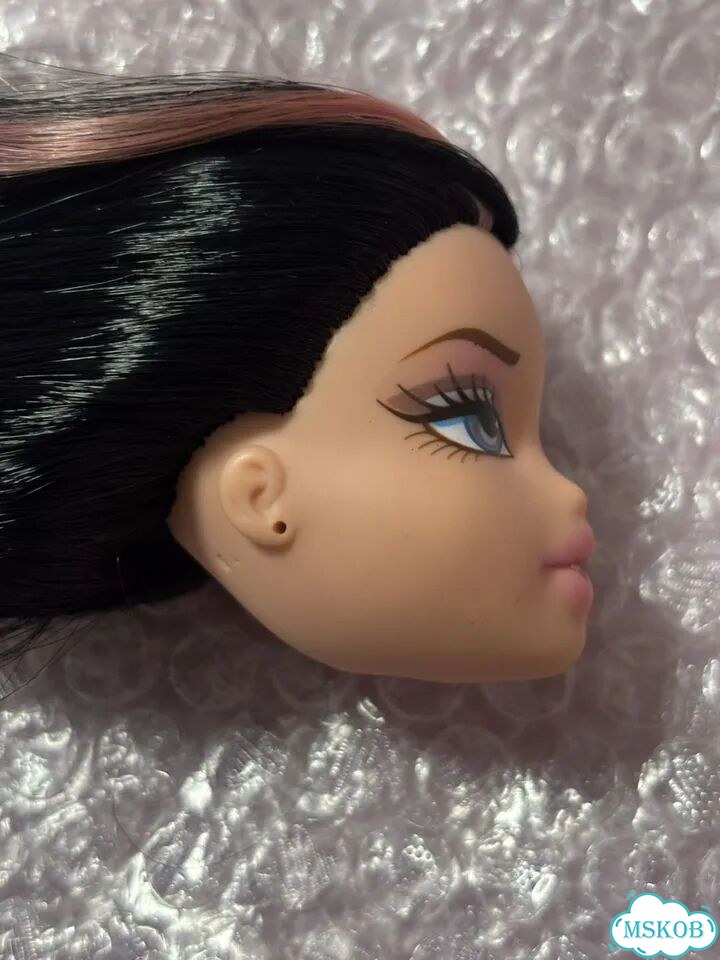 Лот Bratz аксессуары+голова фото 3