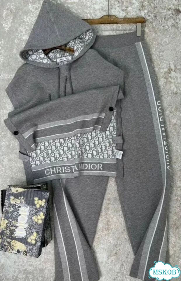 Christian dior костюм фото 2