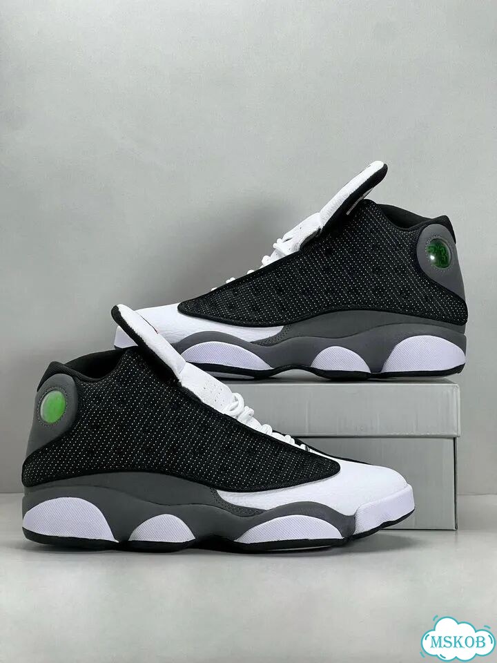 Кроссовки Nike Air Jordan 13 Retro фото 1