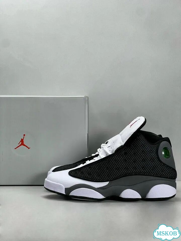Кроссовки Nike Air Jordan 13 Retro фото 2