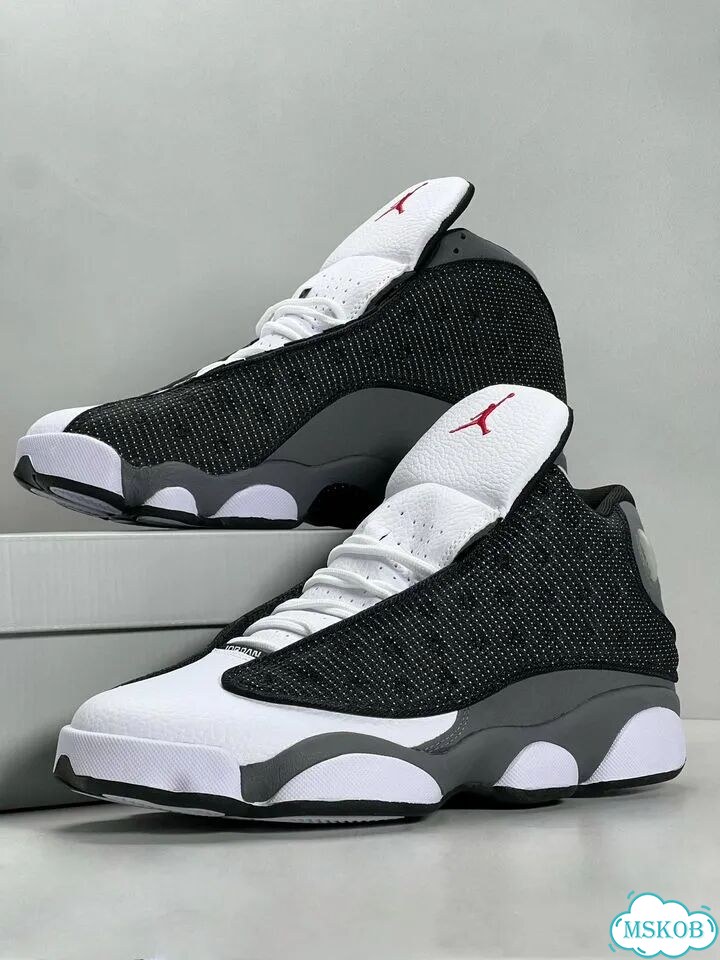 Кроссовки Nike Air Jordan 13 Retro фото 4