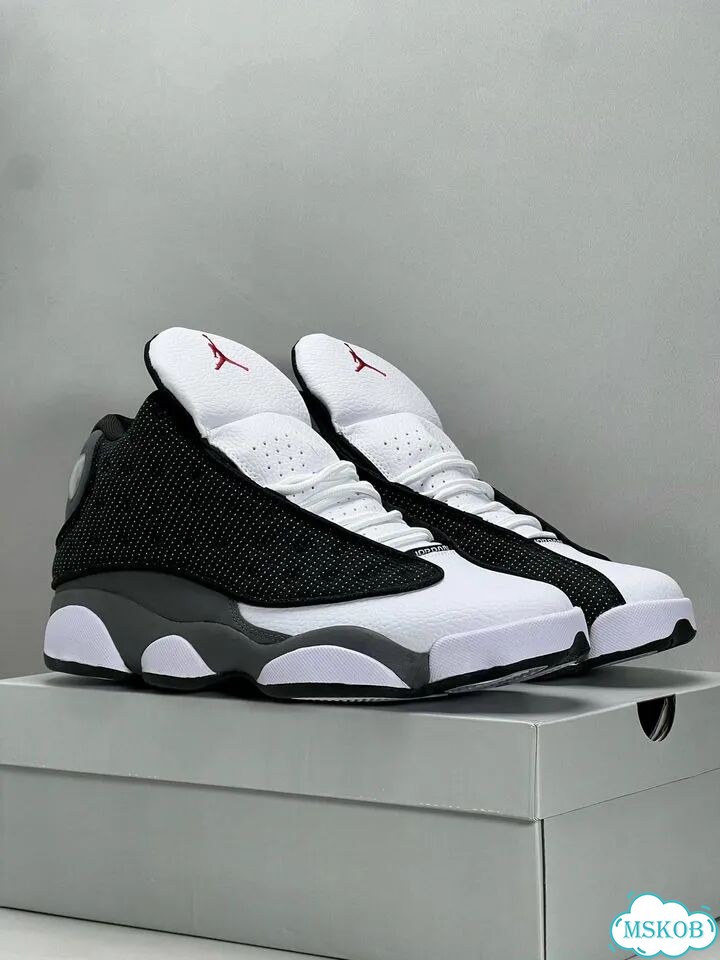 Кроссовки Nike Air Jordan 13 Retro фото 5