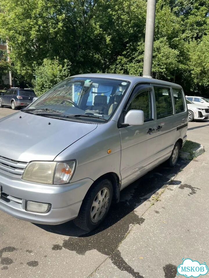 Toyota Town Ace Noah 2.0 AT, 1998, 318 000 км фото 2