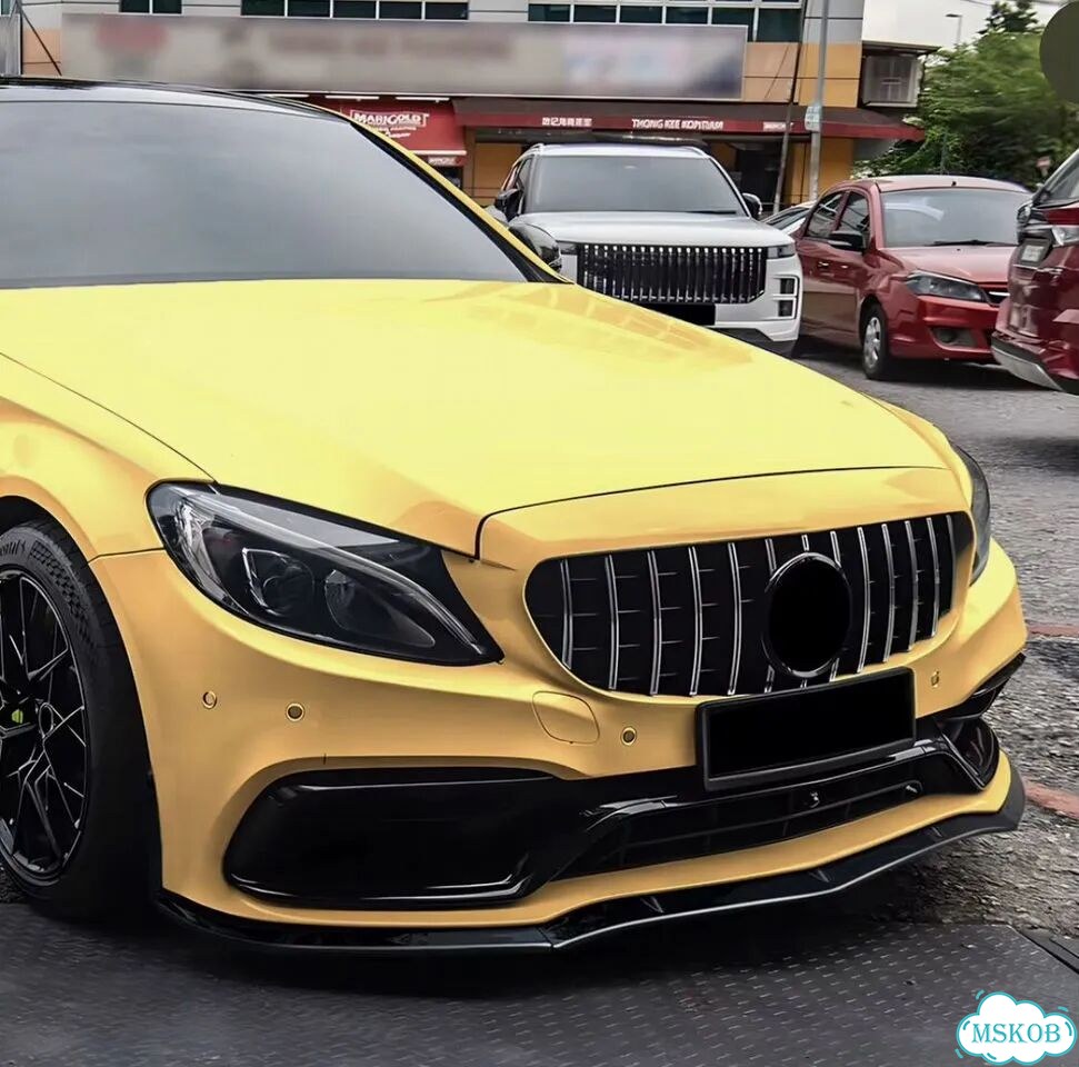 Передняя губа (сплиттер) на Mercedes W205 фото 1
