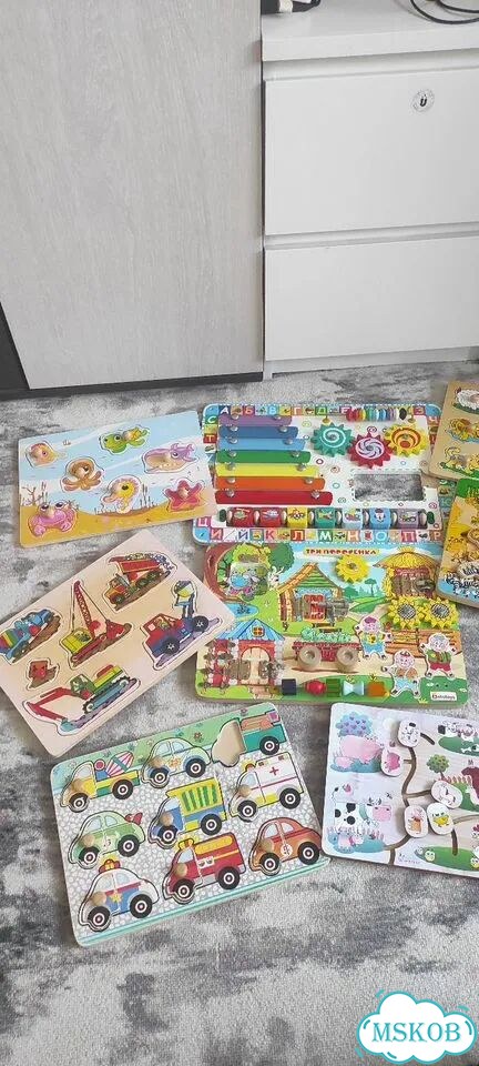 Деревянные пазлы, мягкие игрушки фото 1