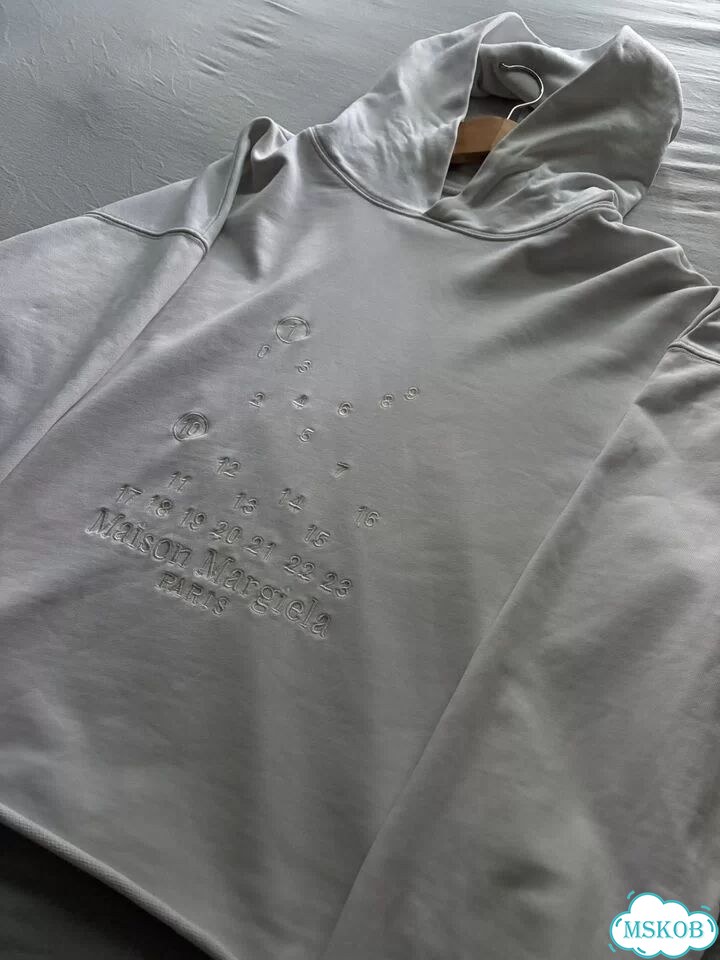 Maison margiela кроп худи фото 3