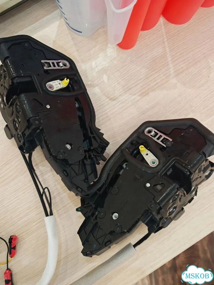 Доводчики дверей M4 G82, G83 фото 3
